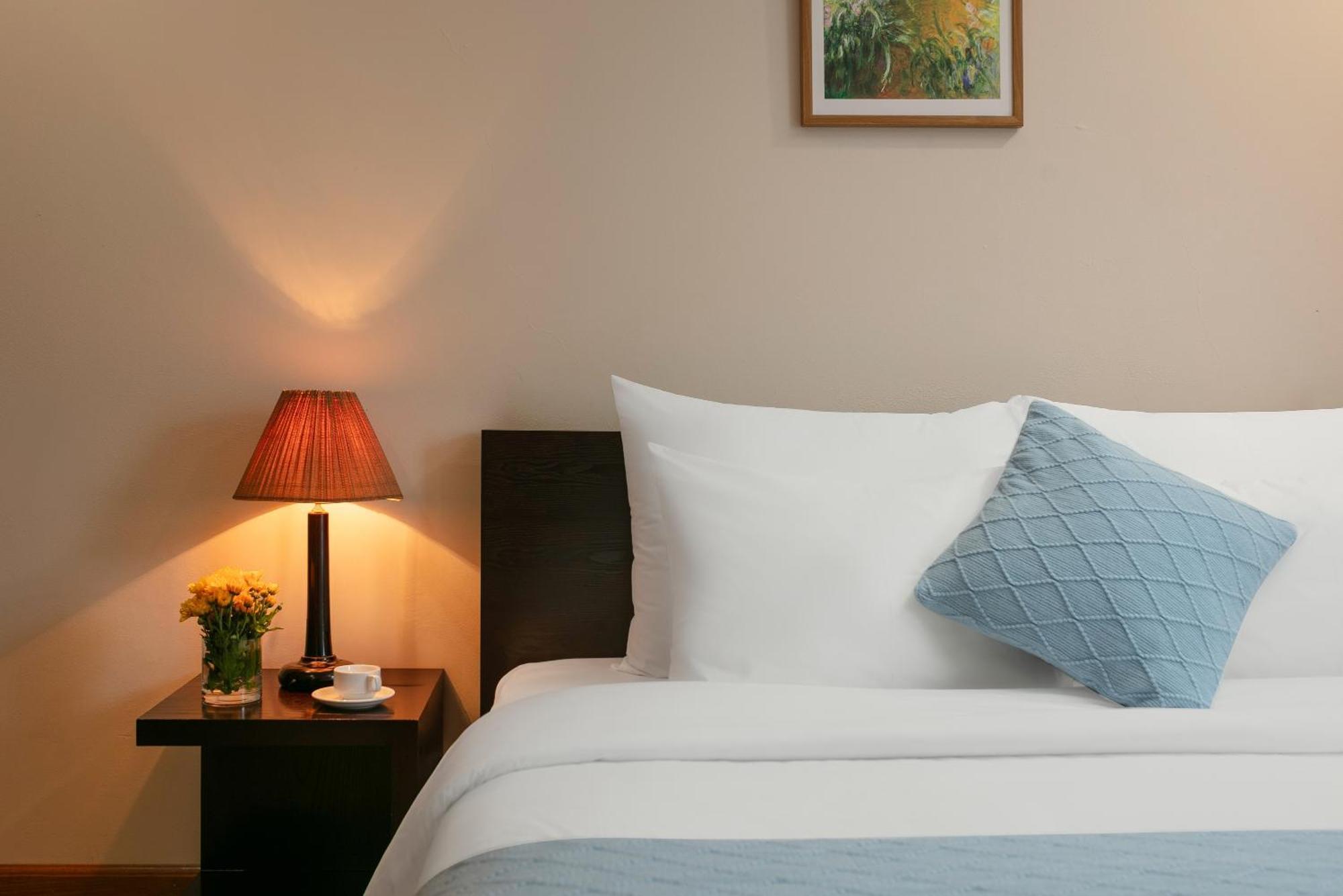 Hb Serviced Apartment - 121B Quan Hoa Hanoi Esterno foto