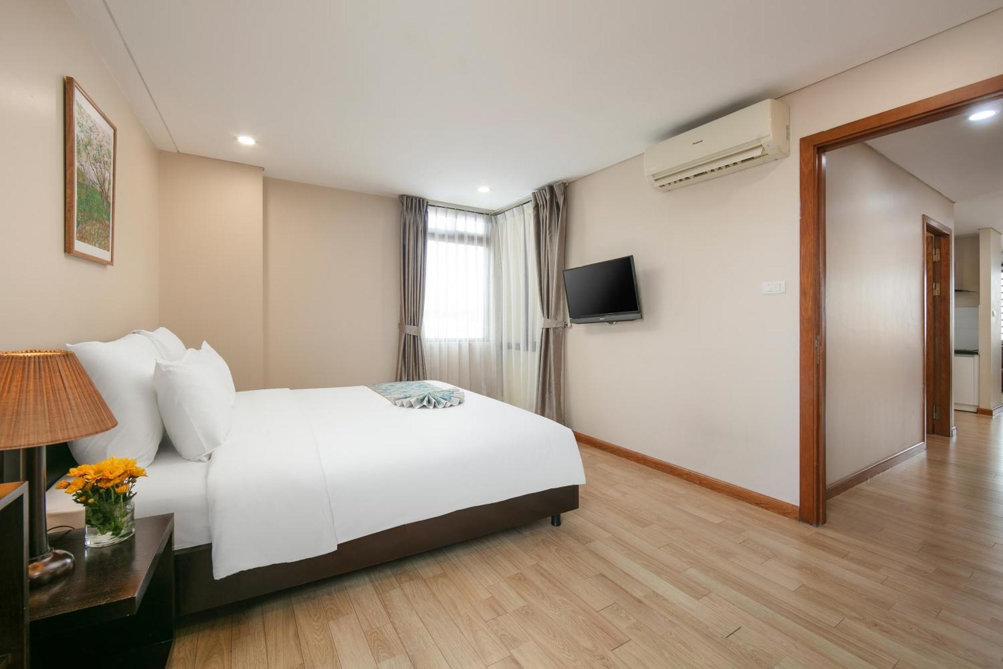 Hb Serviced Apartment - 121B Quan Hoa Hanoi Esterno foto