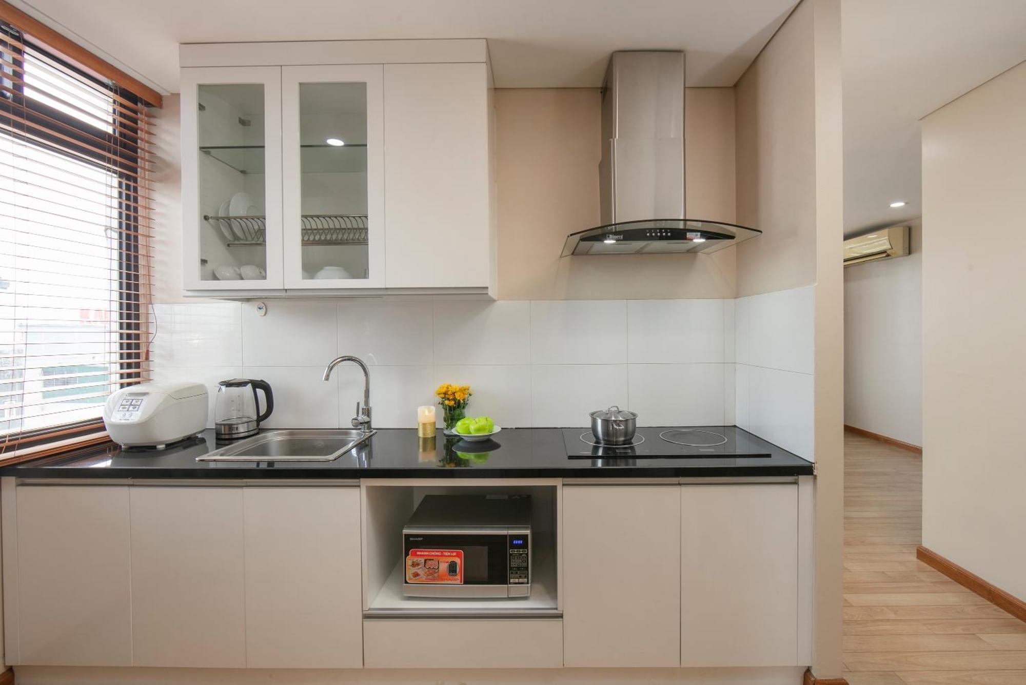 Hb Serviced Apartment - 121B Quan Hoa Hanoi Esterno foto