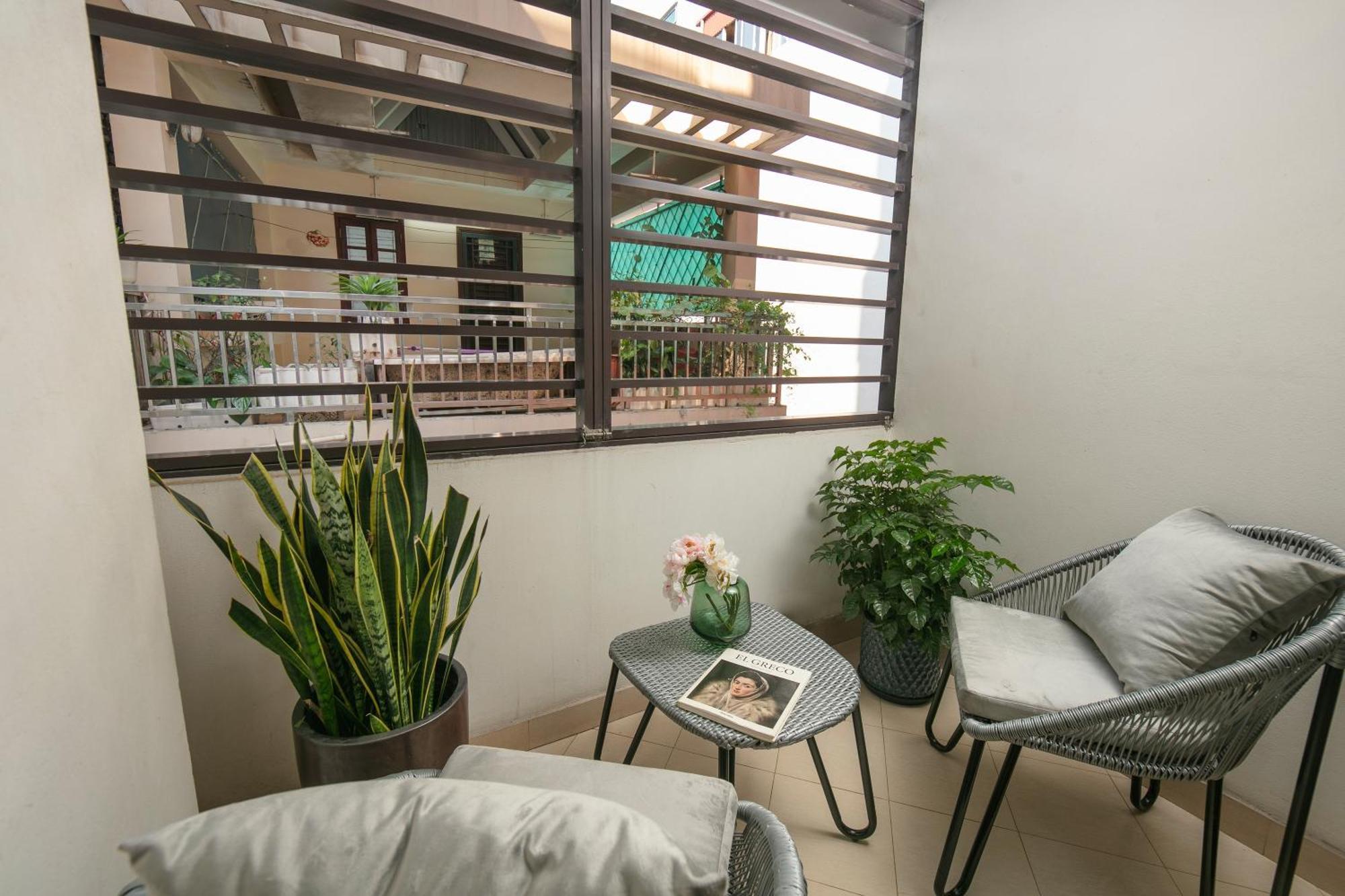 Hb Serviced Apartment - 121B Quan Hoa Hanoi Esterno foto